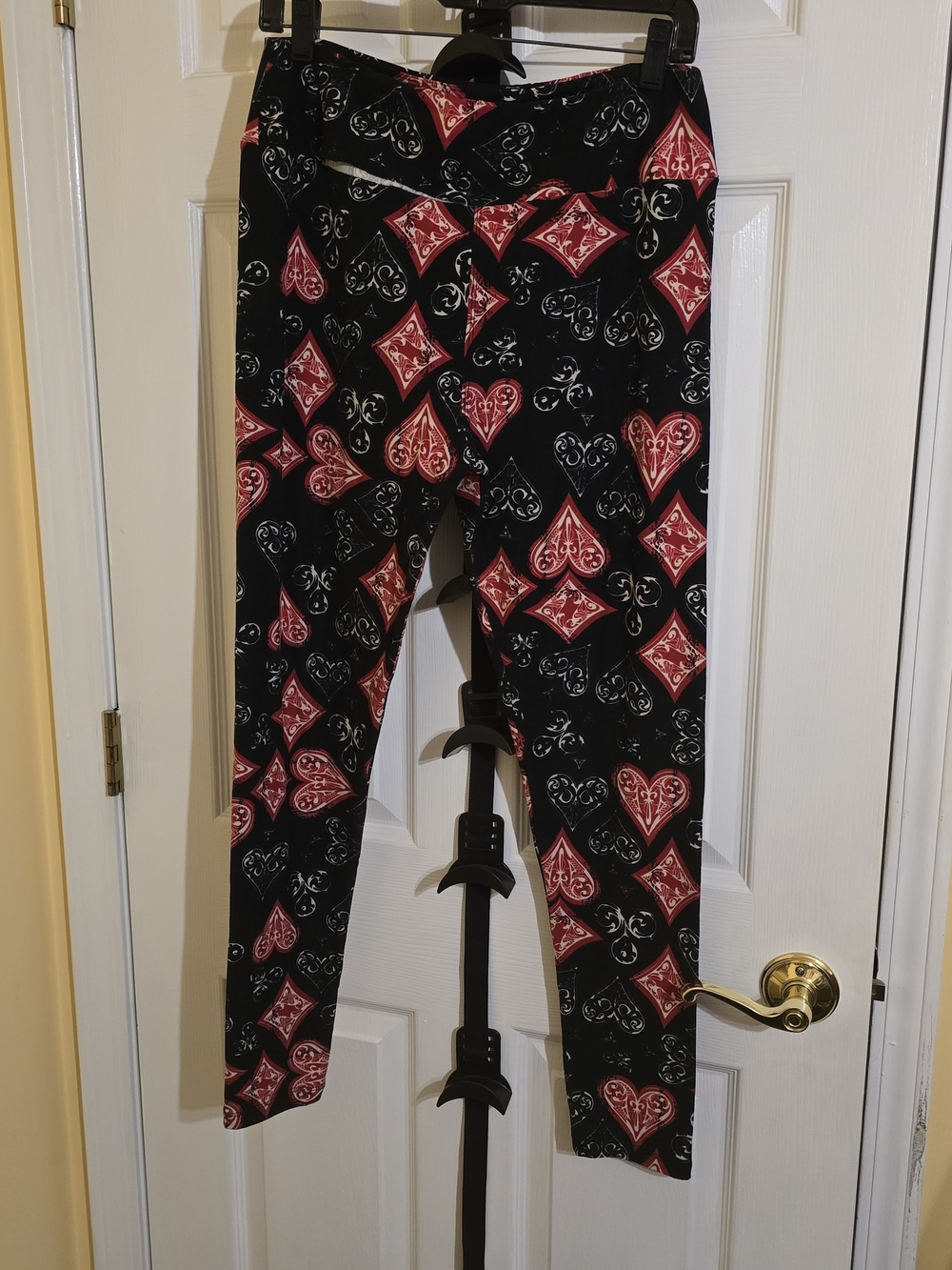 LuLaRoe Black Leggings with Red Heart & Diamond Motif